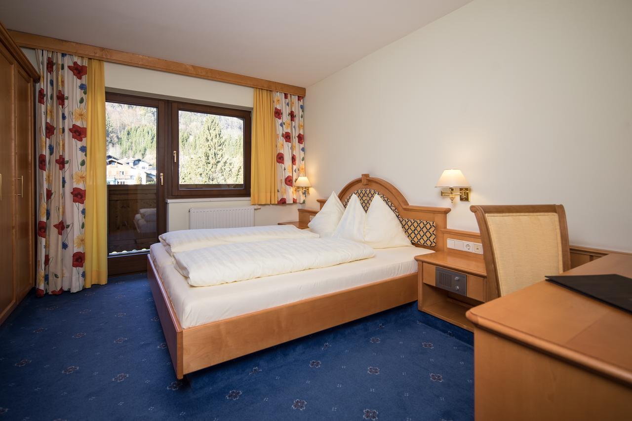 Sonnenuhr Hotel 4*