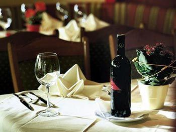 Hotel Sonnenuhr 4*